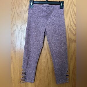 Cropped Mauve Leggings with Bottom Side Cutouts size XS